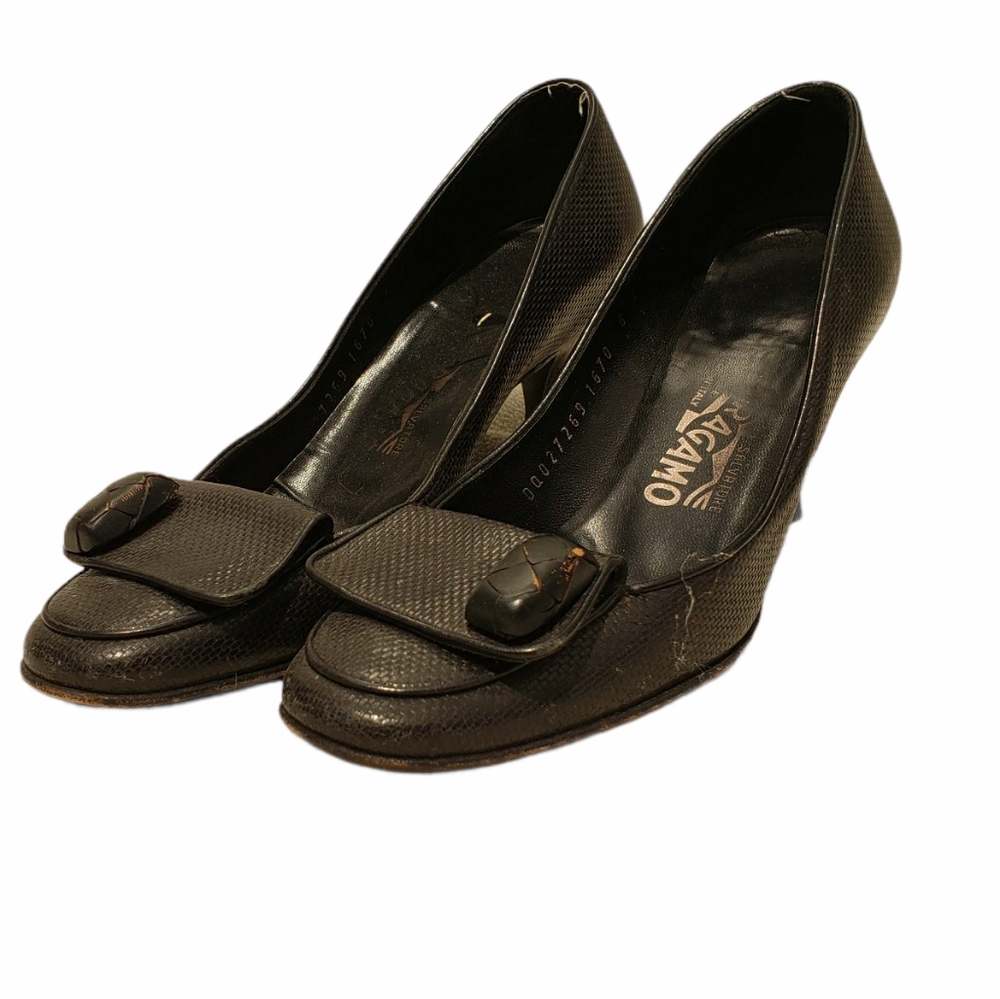 Classic Ferragamo Heels - size 6 (2A)